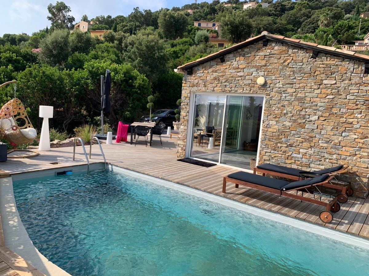 Villa Perla Saint-Tropez Cavalaire Sur Mer, 3-5 Chambres, Vue Mer, Piscine Chauffee Avril A Octobre ภายนอก รูปภาพ