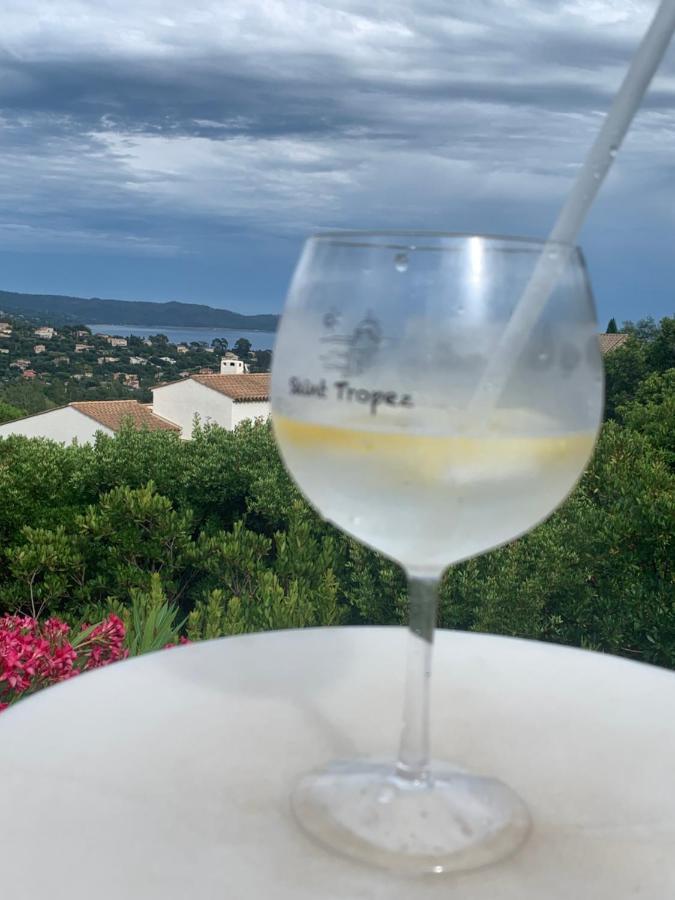 Villa Perla Saint-Tropez Cavalaire Sur Mer, 3-5 Chambres, Vue Mer, Piscine Chauffee Avril A Octobre ภายนอก รูปภาพ
